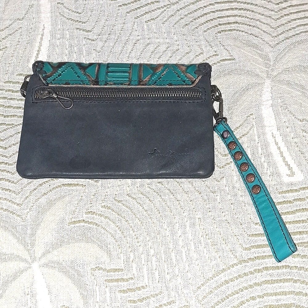 Montana West Green and Black Leather Clutch Wristlet - Picture 2 of 10